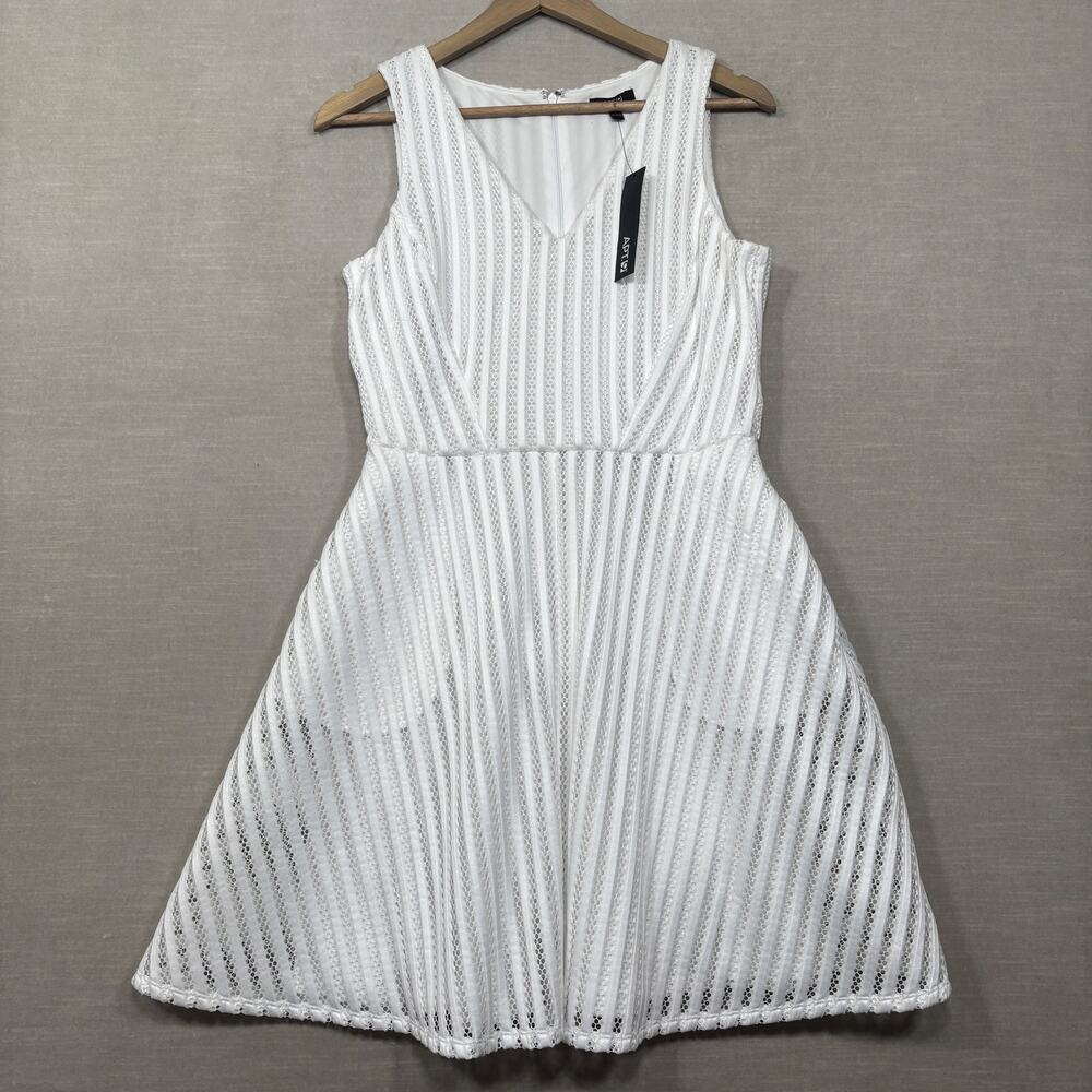 New APT 9 White Mesh Stripe Sleeveless Fit Flare‎ Dress Sz 8 Vertical Feminine